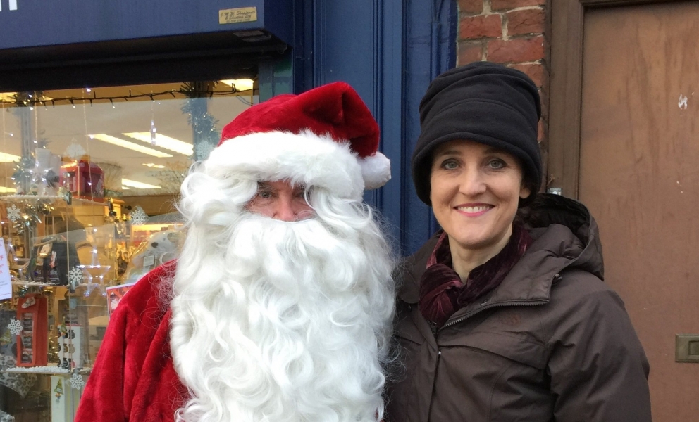 Christmas in East Barnet with Theresa Villiers and Father Christmas