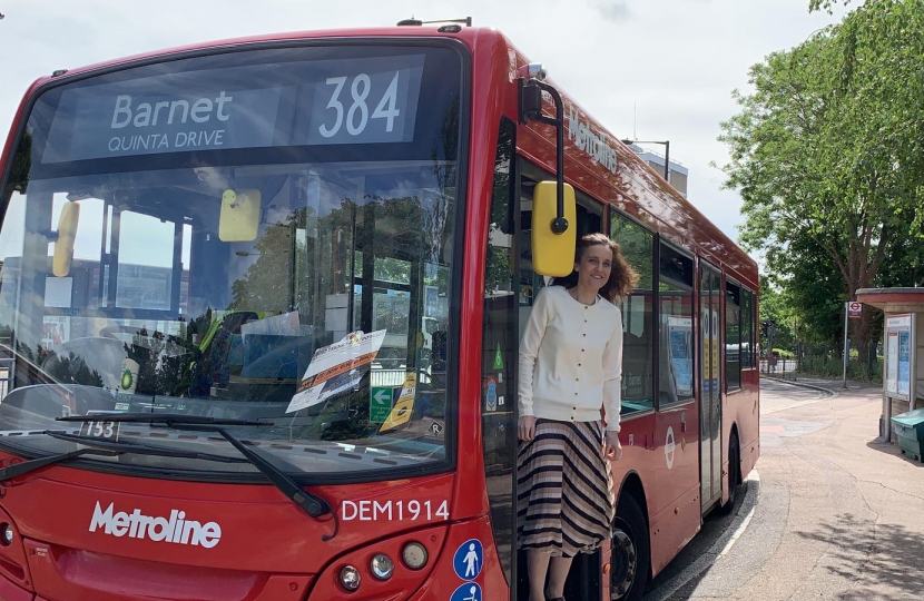 Theresa Villiers MP campaigns to save 384 bus route