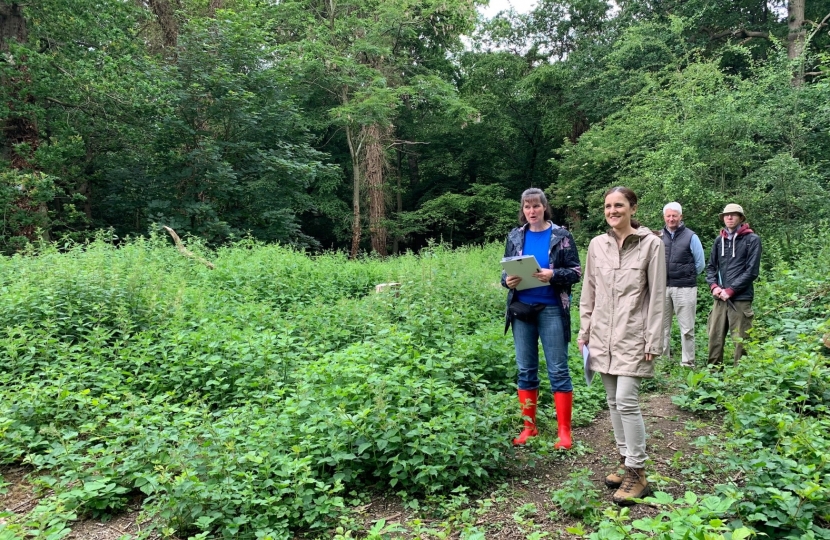 Theresa Villiers visits Coppetts Wood