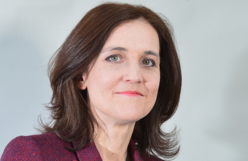 Portrait photo of Theresa Villiers