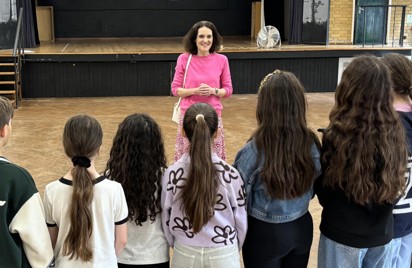 Theresa Villiers visits Manor Hill Greek School