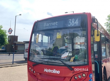 384 bus Cockfosters