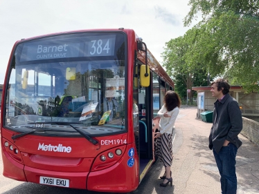 Theresa Villiers and Felix Byers campaign to save the 384 bus