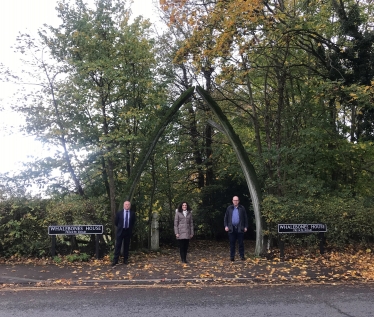 Theresa Villiers campaigning to save the fields at Whalebones in High Barnet