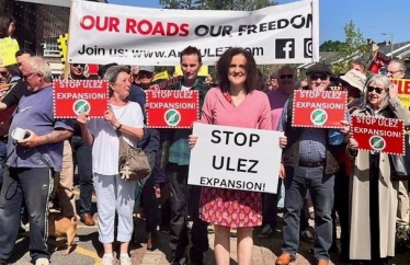 New Barnet protest against Ulez expansion organised by Theresa Villiers