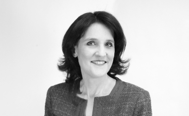 Headshot of Theresa Villiers by Guy Lucas